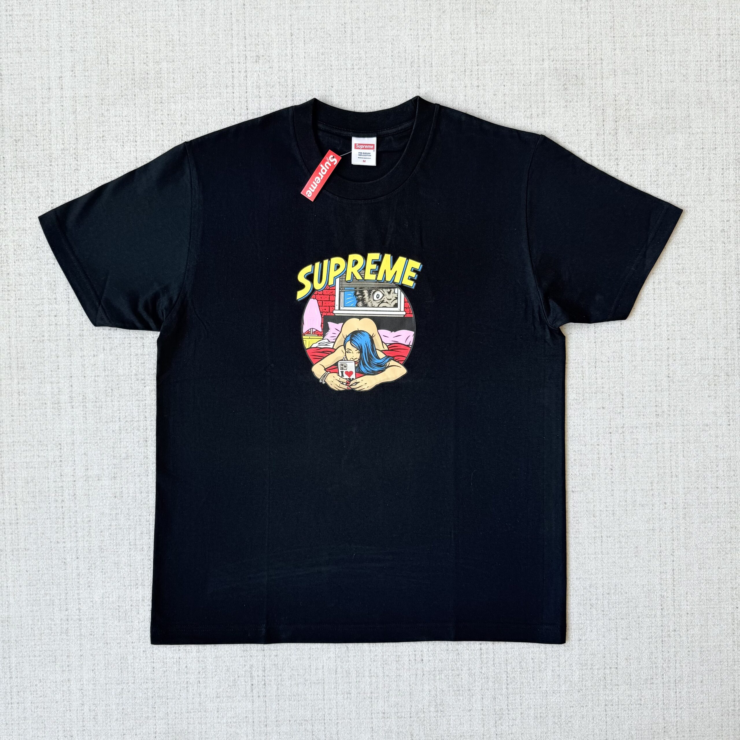 Camiseta Supreme Bedroom - Imagem 3